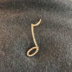 Gold Music Note Pin / Brooch